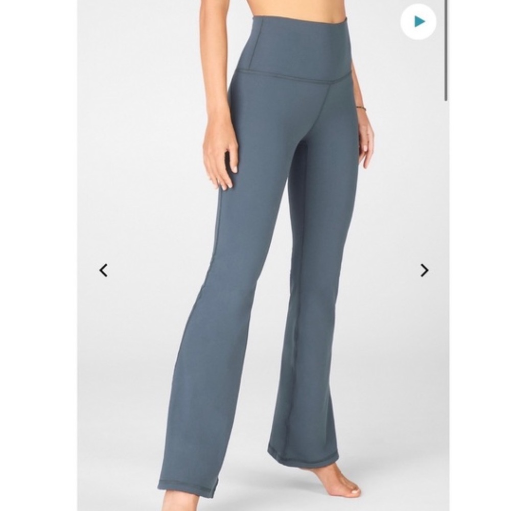 Fabletics pure luxe flare leggings size 1X